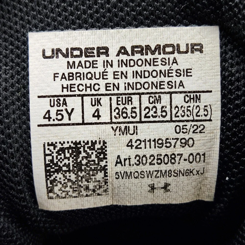 Under Armour Baseball Cleats Kid 4.5Y White Harper 7 Mid RM 3025087-001 Splatter